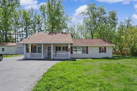 5555 Thrush Ave, Decatur, IL 62521