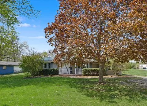 628 Courtland St, Saybrook, IL 61770