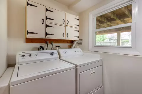 Other - 3990 Hudson Dr, Hoffman Estates, IL 60192 photo 2 of 3