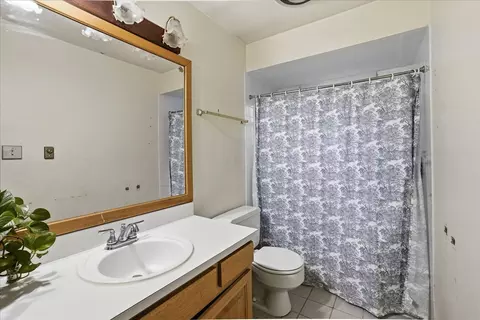 Bath - 18326 Bock Rd, Lansing, IL 60438 photo 2 of 2