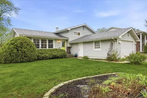Exterior - 18326 Bock Rd, Lansing, IL 60438 photo 1 of 4