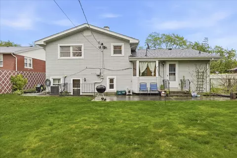 Exterior - 18326 Bock Rd, Lansing, IL 60438 photo 3 of 4