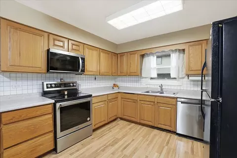 Kitchen - 18326 Bock Rd, Lansing, IL 60438 photo 1 of 3