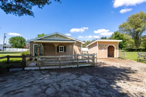2660 252 St, Dewitt, IA 52742 photo 10