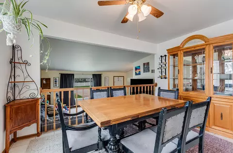 Dining - 605 Davidson Dr #B, Minooka, IL 60447 photo 2 of 2