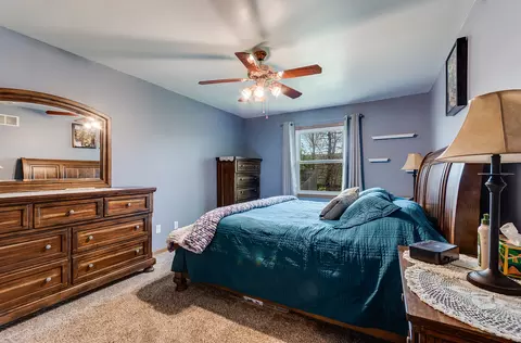 Bedroom - 605 Davidson Dr #B, Minooka, IL 60447 photo 1 of 5