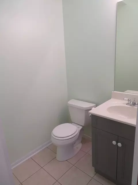 Bath - 2041 Lisbon Rd #A, Morris, IL 60450 photo 1 of 3