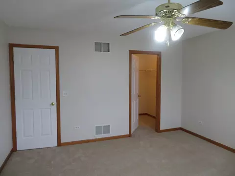 Bedroom - 2041 Lisbon Rd #A, Morris, IL 60450 photo 4 of 4
