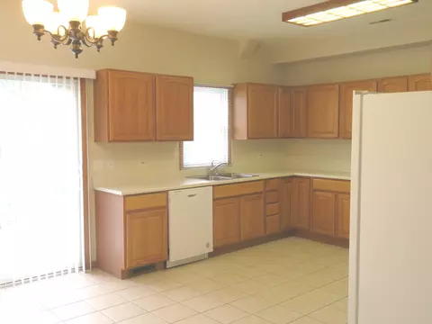 Kitchen - 2041 Lisbon Rd #A, Morris, IL 60450 photo 1 of 3