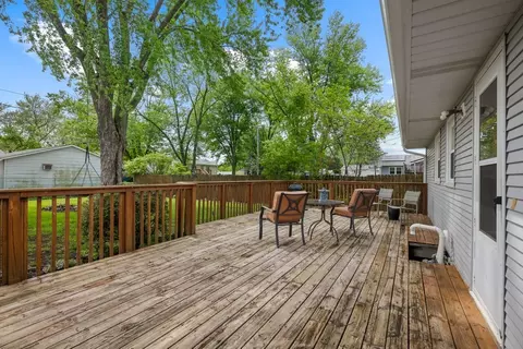 Exterior - 1418 19th Ave, Silvis, IL 61282 photo 2 of 6