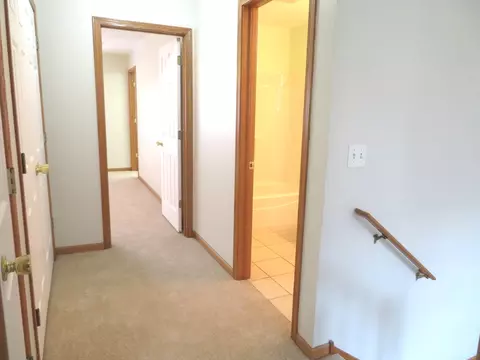 Entry Way - 2041 Lisbon Rd #B, Morris, IL 60450 photo 2 of 2