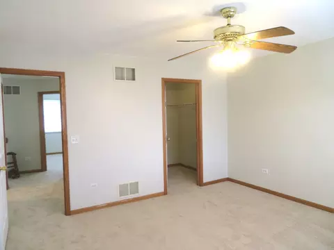 Bedroom - 2041 Lisbon Rd #B, Morris, IL 60450 photo 5 of 5