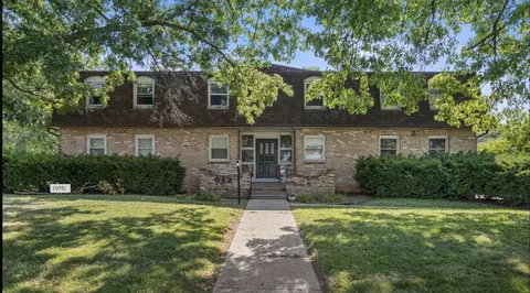 912 Crescent Dr #1-4, Champaign, IL 61821