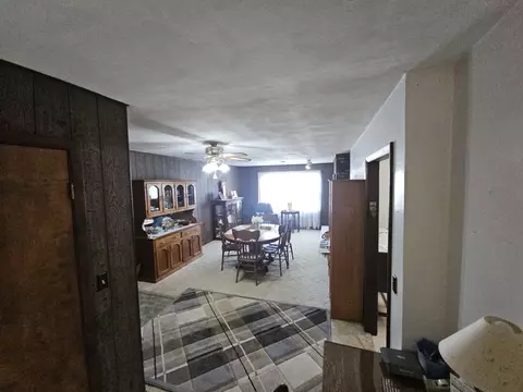 Entry Way - 9758 E Richview Rd, Mount Vernon, IL 62864 photo 2 of 2
