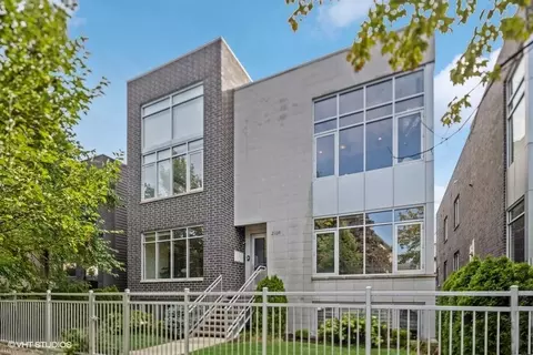 2109 N Campbell Ave #2S, Chicago, IL 60647