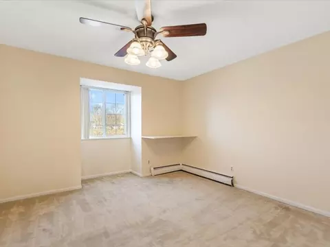 Bedroom - 706 Kiwanis Dr #4, Freeport, IL 61032 photo 3 of 4