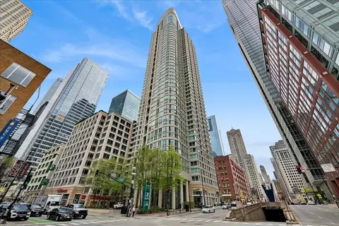 345 N Lasalle Dr #2706, Chicago, IL 60654