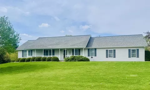 1380 N 1789th Rd, Streator, IL 61364