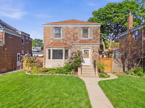 5430 N Lamon Ave, Chicago, IL 60630