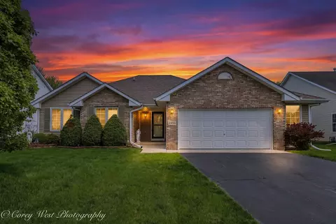 2436 Kristi Ln, Rockford, IL 61102