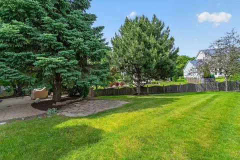 Exterior - 5205 Brookshire Estates Dr, Plainfield, IL 60586 photo 6 of 22