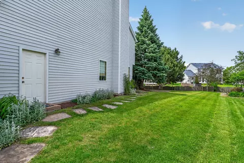 Exterior - 5205 Brookshire Estates Dr, Plainfield, IL 60586 photo 13 of 22