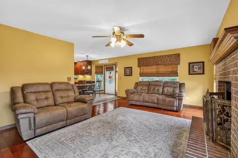 Living - 5205 Brookshire Estates Dr, Plainfield, IL 60586 photo 3 of 3