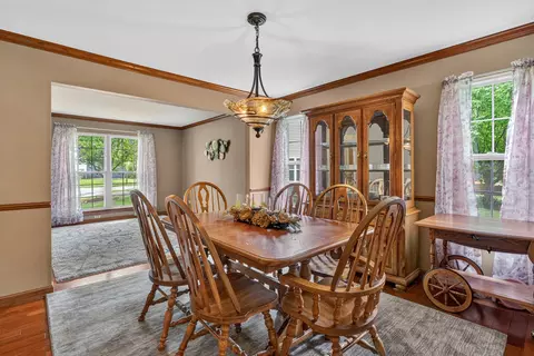 Dining - 5205 Brookshire Estates Dr, Plainfield, IL 60586 photo 3 of 3