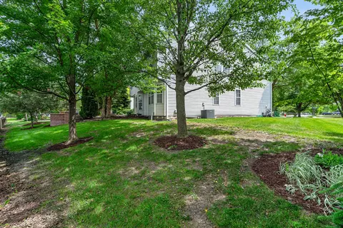 Exterior - 5205 Brookshire Estates Dr, Plainfield, IL 60586 photo 2 of 22