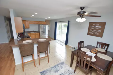 Dining - 3204 Hunter Path St, Mchenry, IL 60050 photo 1 of 1
