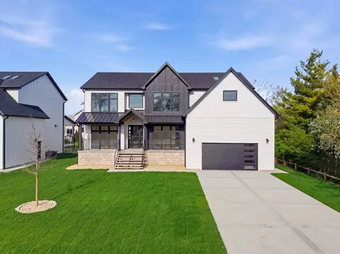 10226 S 81st Ave, Palos Hills, IL 60465