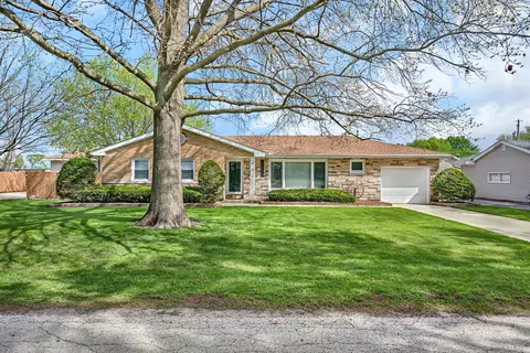 1010 Harmony Ave, Mazon, IL 60444