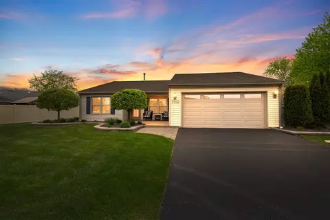 7612 W Woodlawn Dr, Frankfort, IL 60423