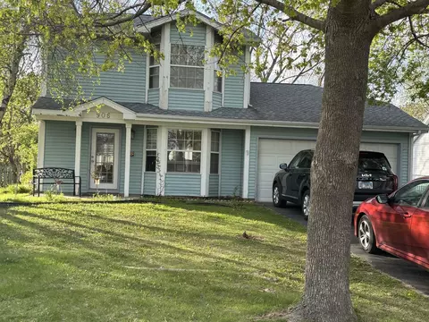 906 Knightsbridge Dr, Island Lake, IL 60042