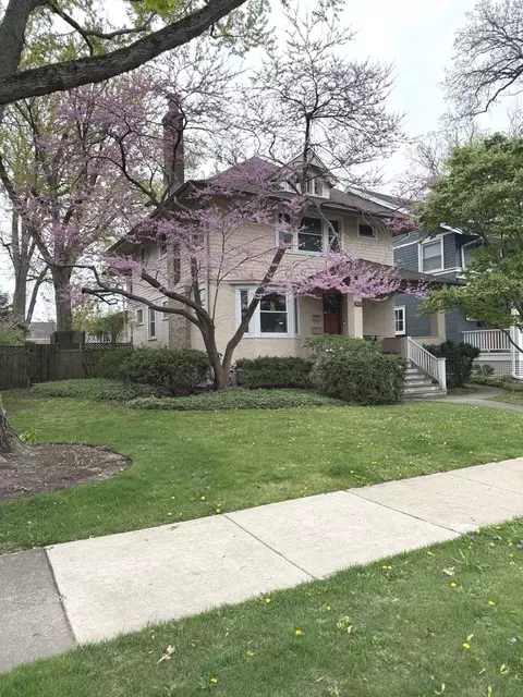 925 Greenleaf Ave, Wilmette, IL 60091