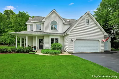803 Silver Glen Rd, Mchenry, IL 60050