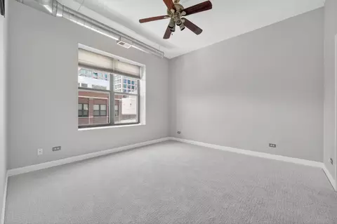 Bedroom - 920 W Madison St #B4, Chicago, IL 60607 photo 2 of 4