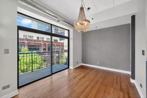 Other - 920 W Madison St #B4, Chicago, IL 60607 photo 3 of 8