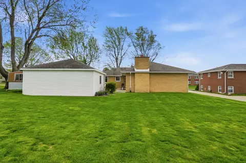 631 Pasadena Ave, Beecher, IL 60401 photo 19
