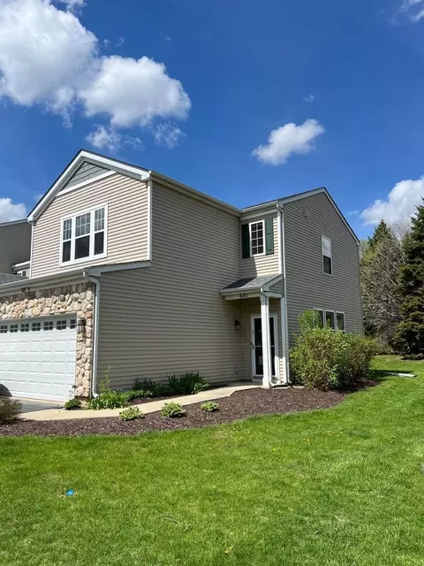 601 Blackstone Ct, Aurora, IL 60504