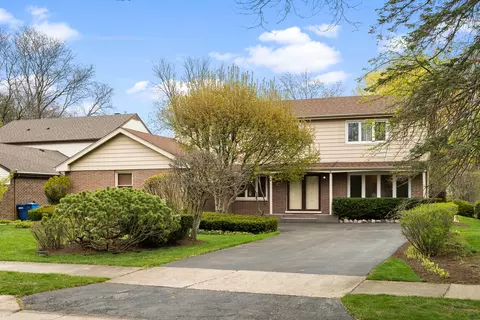 1837 Eastwood Ave, Highland Park, IL 60035