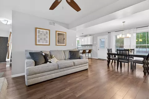 Entry Way - 300 Arrowhead Dr, Minooka, IL 60447 photo 1 of 3