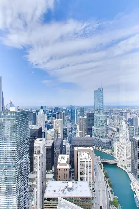 View/Area - 363 E Wacker Dr #7301, Chicago, IL 60601 photo 8 of 9