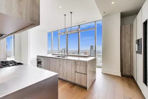 Kitchen - 363 E Wacker Dr #7301, Chicago, IL 60601 photo 1 of 4