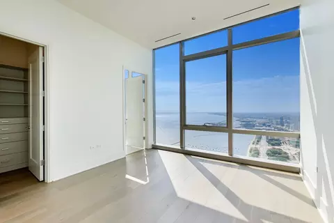 Bedroom - 363 E Wacker Dr #7301, Chicago, IL 60601 photo 3 of 3