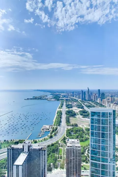 View/Area - 363 E Wacker Dr #7301, Chicago, IL 60601 photo 7 of 9