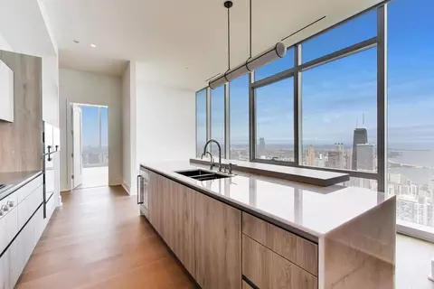Kitchen - 363 E Wacker Dr #7301, Chicago, IL 60601 photo 2 of 4