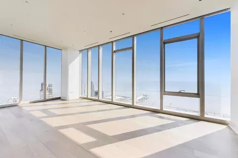 Living - 363 E Wacker Dr #7301, Chicago, IL 60601 photo 2 of 7