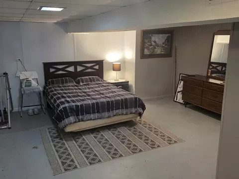 Bedroom - 2129 Ash St #G, Des Plaines, IL 60018 photo 6 of 7