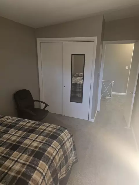 Bedroom - 2129 Ash St #G, Des Plaines, IL 60018 photo 4 of 7
